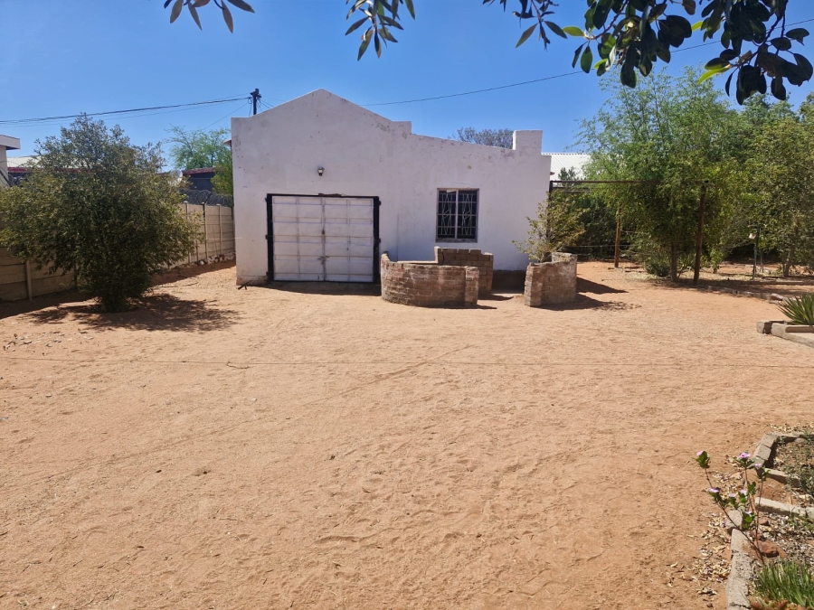 2 Bedroom Property for Sale in Upington Northern Cape